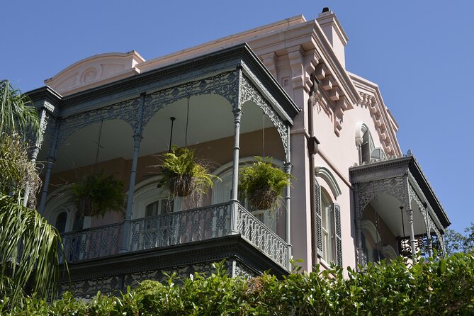 New Orleans Garden District and Lafayette Cemetery Guided Tour - Nearby Attractions and Dining Options