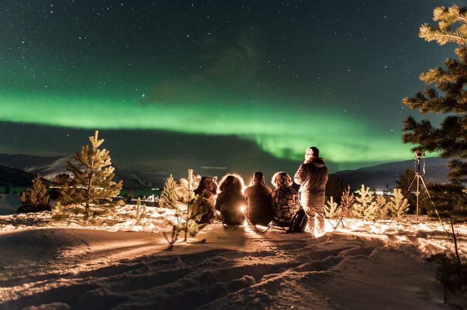 Northern Lights Photography Tour Small Group 4x4 Van - Booking and Cancellation Policy