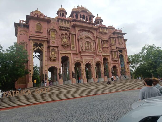 One Day Tour in Pink City Jaipur With Guide - Tips for a Great Tour