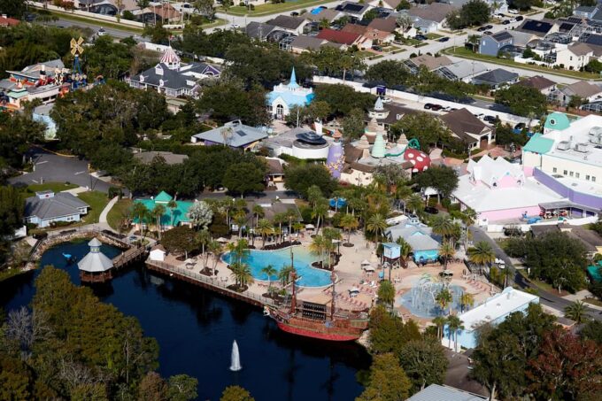 Orlando: Helicopter Day Tour Funspot (16 Miles) - Helicopter Accommodations