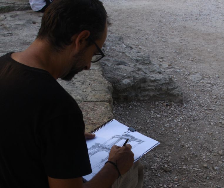 Outdoor Drawing Class in the Old Center of Athens - What to Bring