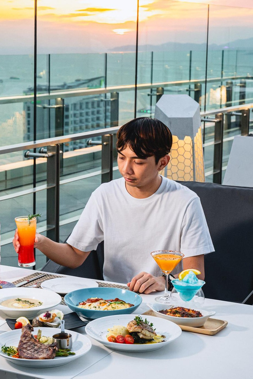 Pattaya: The Sky 32 at Grande CentrePoint Hotel - Dazzling City Lights and Serene Setting