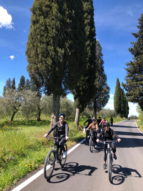 Peccioli (: ) Guided Ebike Tour Borgo Dei Borghi - Recommended Gear and Attire