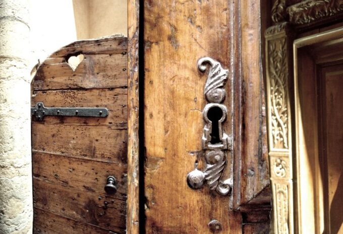 Photographic and Historical Workshop of Old Lyon - Praline Tasting