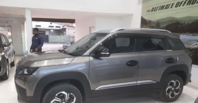 Pick up From Hotel and Drop off to Kathmandu Airport by Car - Frequently Asked Questions