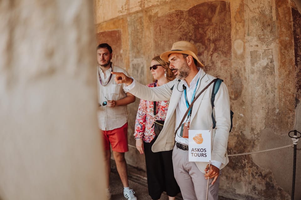 Pompeii and Oplontis: Small Group Tour With an Archaeologist - Why Choose This Tour