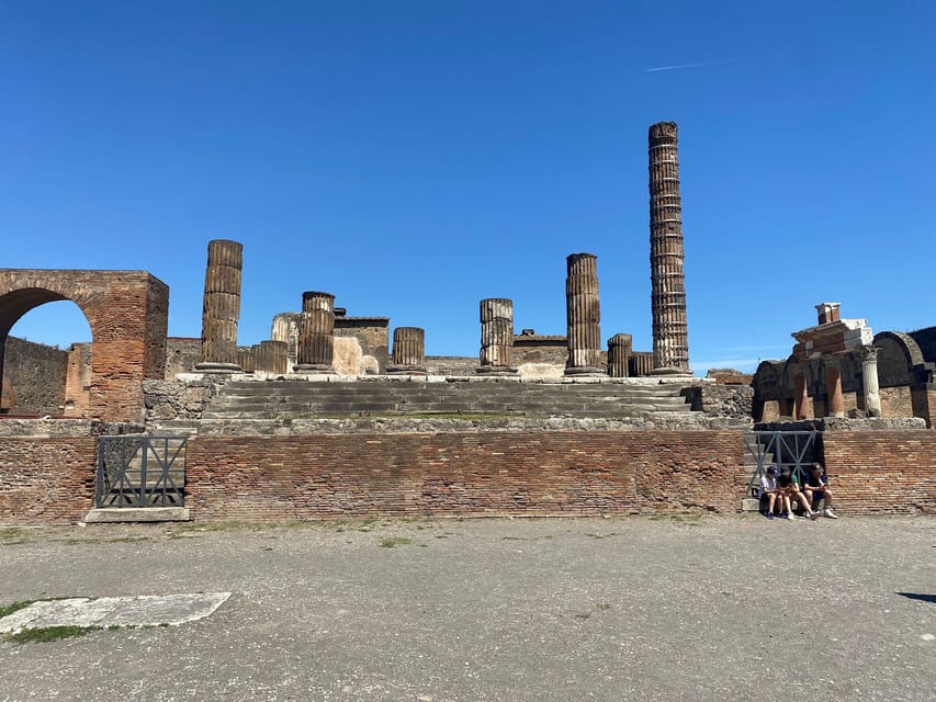 Pompeii From Napoli: Transfer + Entry Ticket + Guided Tour - Tips for Visitors