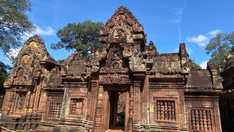 Private Angkor Wat and Banteay Srei Temple Tour - Booking Information