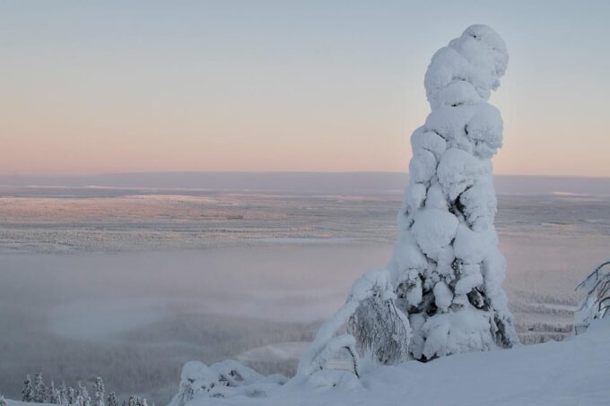PyhäTunturi: Scenic Snowshoeing Tour in Finnish Lapland - Getting to Pyhätunturi