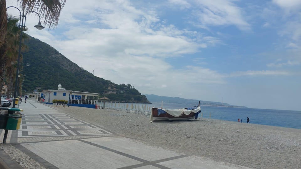 Reggio Calabria: Private Wooden Vintage Boat Tour - Frequently Asked Questions