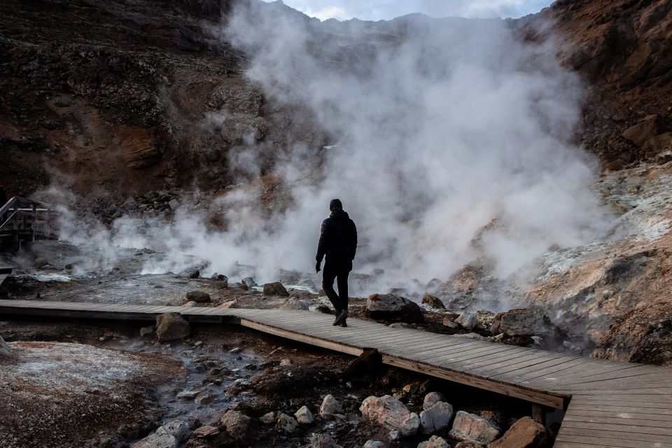 Reykjavík: Volcano Eruption Site and Reykjanes Hiking Tour - Tips for a Great Experience