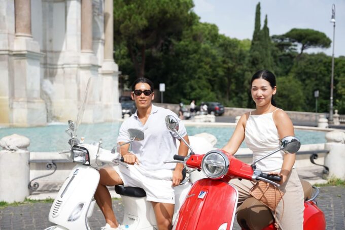 Rome: Guided City Vespa Tour With Photos - Capture Photos With Vespa