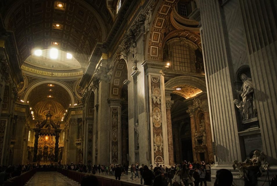 Rome: St. Peters Basilica Tour - Dress Code Requirement