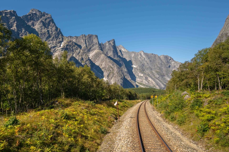 Romsdalen: Rauma Railway Golden Train With Guide - Tips for a Great Experience