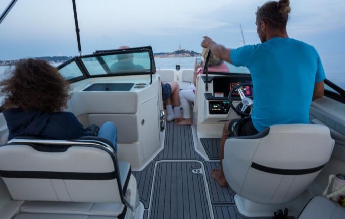 Rovinj: Dolphin Watching Sunset Speedboat Trip With Drinks - Customer Feedback and Ratings