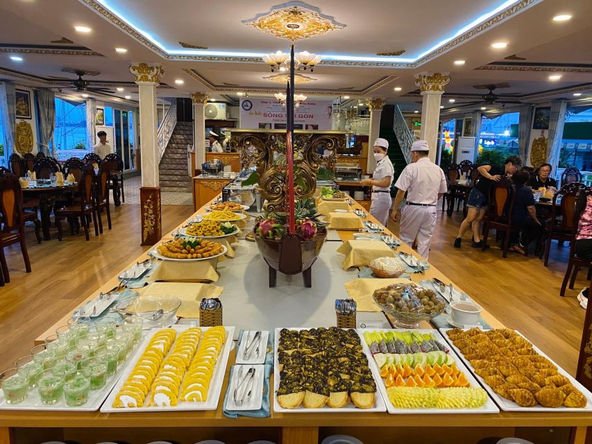 Saigon River Dinner on Cruise With Buffet and Live Music - Customer Reviews and Ratings