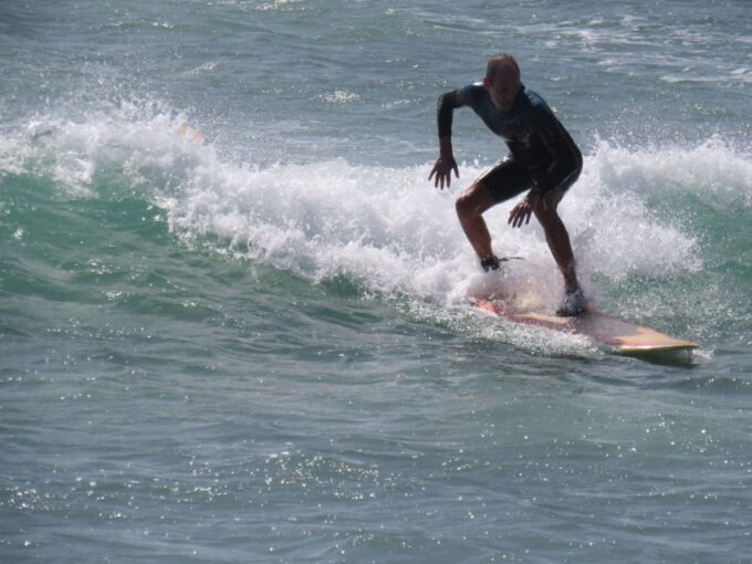 Sal: Surf Lesson - Instructor Expertise