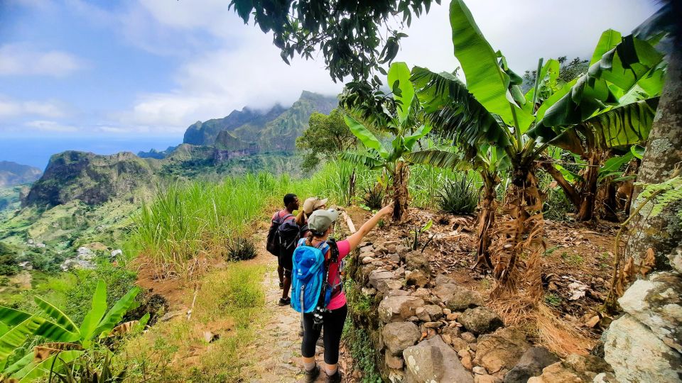 Santo Antão: Hiking Cova Volcano Crater to Ribeira Paul - Activity Suitability