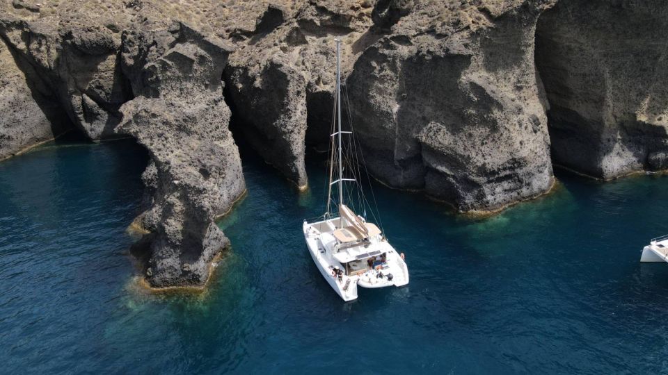 Santorini Catamaran Day Cruise: Lunch, Drinks and Transfers - Customer Reviews and Ratings