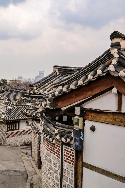 Seoul Full-Day Private Sightseeing Tour With Daily Chauffeur - Frequently Asked Questions