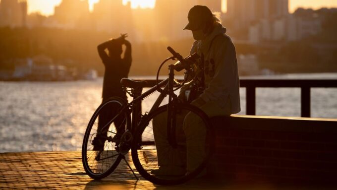 Seoul: Han River Urban Nature Bike Tour - Cancellation and Booking Policy