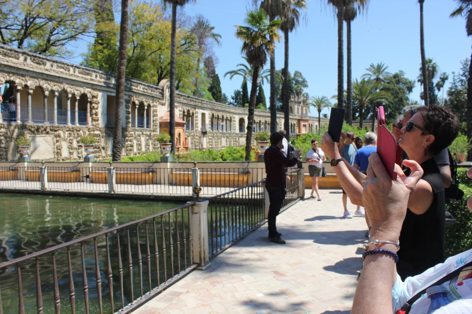 Seville: Alcazar, Cathedral, and Giralda Skip-the-Line Tour - Climb the Giralda Tower