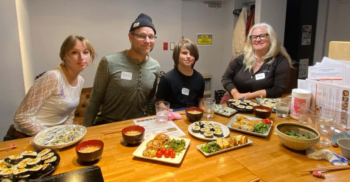 Shinjuku Tokyo: Authentic Japanese Home-Style Culinary Class - Customer Experiences and Feedback