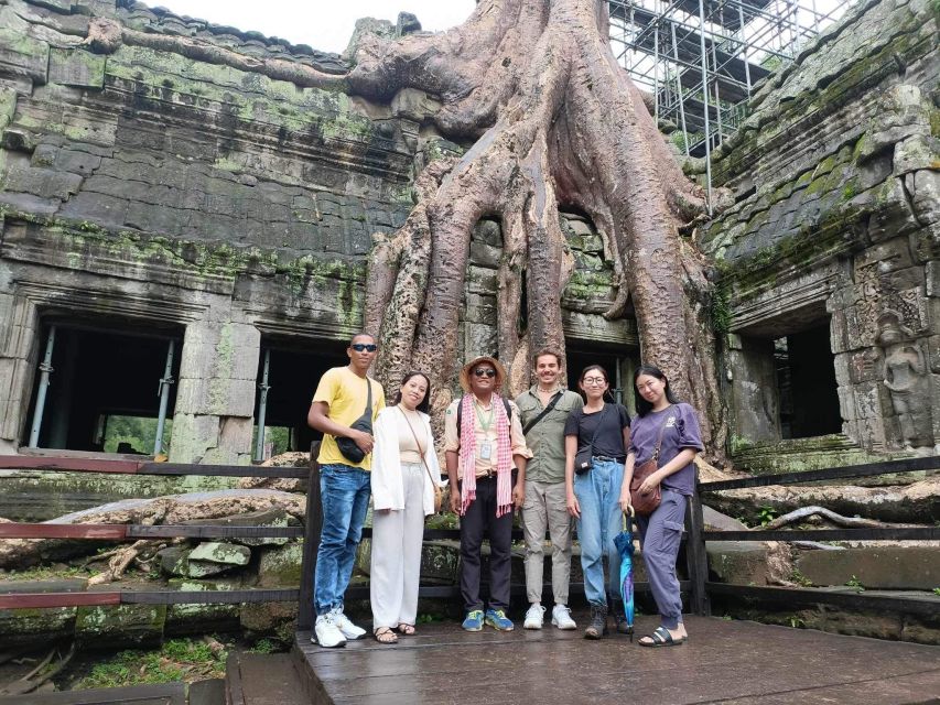 Siem Reap: One Way Transfer From Airport & Temples Tour - Booking Information