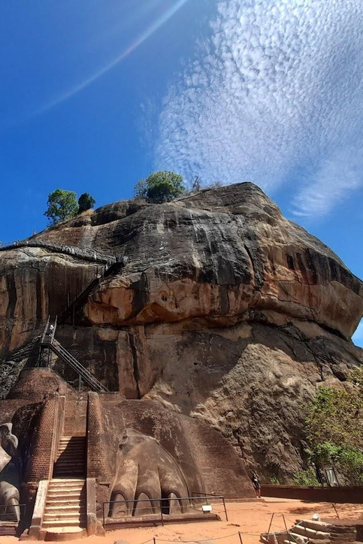 Sigiriya & Jeep Safari: All Inclusive Tour From Colombo - Important Information