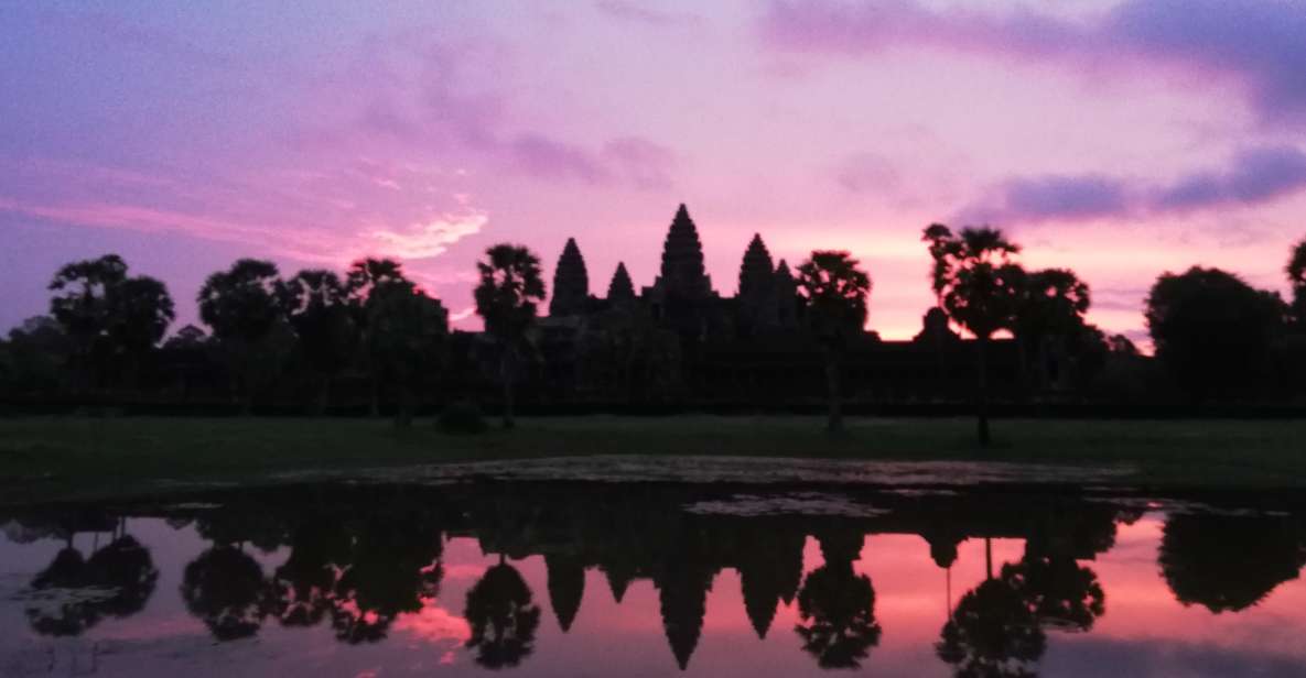 Sunrise at Angkor Wat With Small Group Tour - Booking and Cancellation Policy