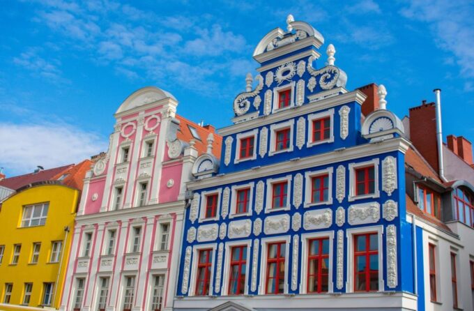 Szczecin Wine Tasting Private Tour With Wine Expert - Booking and Cancellation Policy