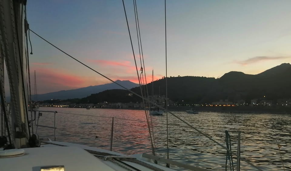 Taormina: Sunset Cruise With Aperitif and a Glass of Wine - Arrival and Departure Information