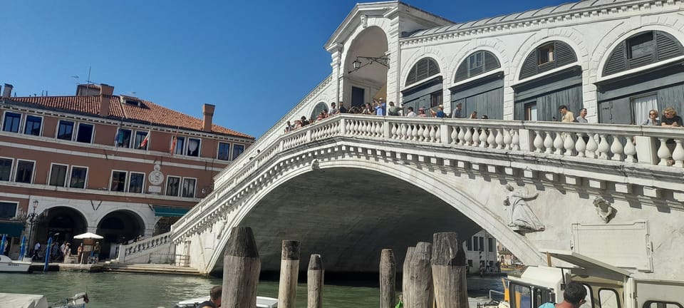 The Charm of Venice - Guided Sightseeing and Local Experiences