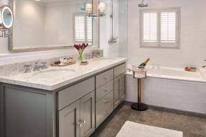 The Estate Yountville - Dining Options