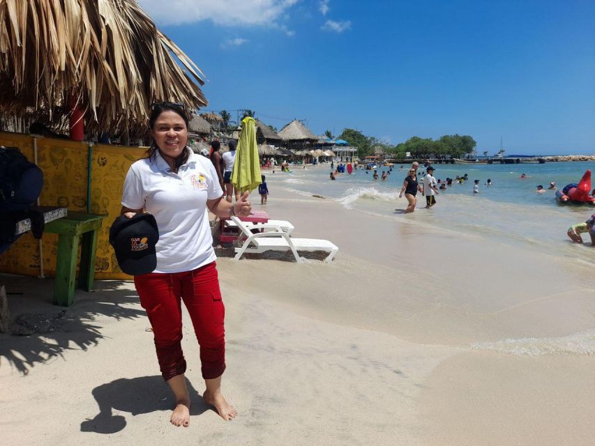 Tierra Bomba: Typical Beach Day at Punta Arena! - Customer Insights