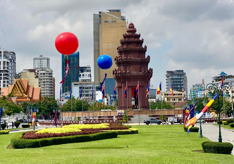 Top-10 Attractions in Phnom Penh|Discover a Vibrant Capital - Mekong River Cruise