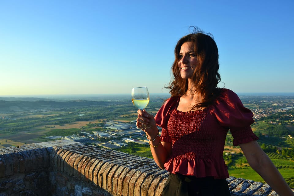 Verucchio: Aperitif With a View From the Malatesta Fortress - Panoramic Vista Delight