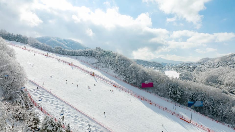 Vivaldi Park_ Ski & Lift Pass (7 Hrs) With Seoul Shuttle - Ticket Collection and Exchange