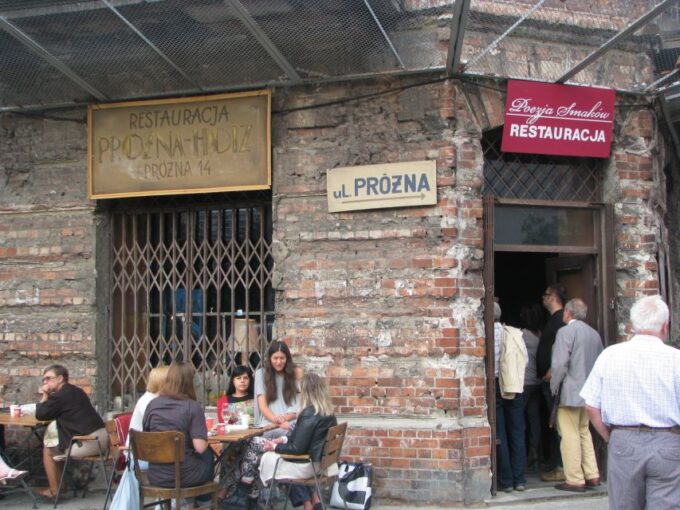 Warsaw: 2-Hour Tour of Daily Life in the Ghetto Warsaw - How to Book Your Tour