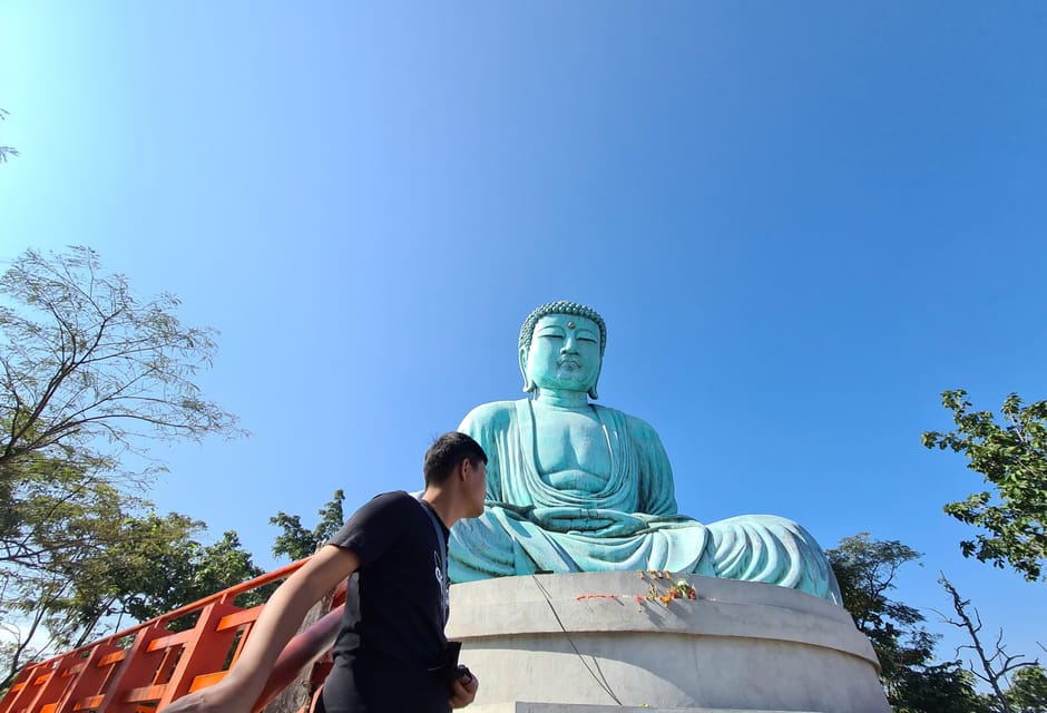 Wat Doi Phra Chan & Wat Hariphunchai & Rare Forest Market. - About the Tour Operator