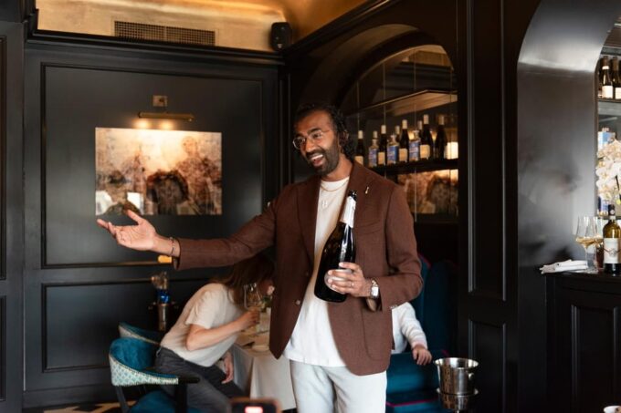 Wines of Italy: Wine Tasting With Local Expert in Florence - Accessibility and Language