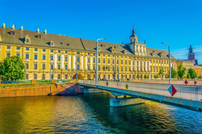 Wroclaw: 3.5-Hour City Tour With University & Cathedral - Important Tour Information