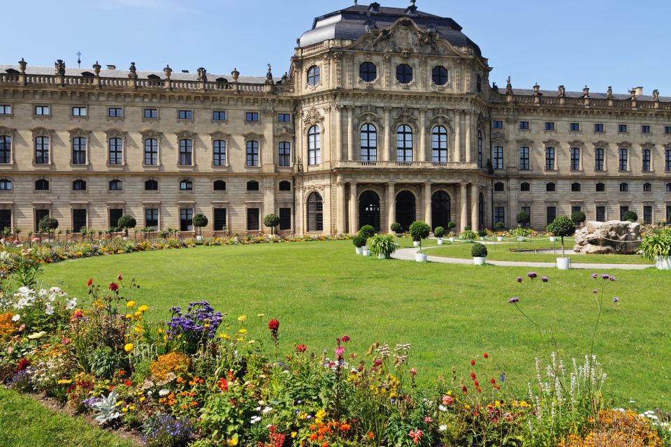 Würzburg: First Discovery Walk and Reading Walking Tour - Booking and Cancellation