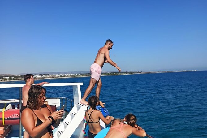 90-Minutes Glass Bottom Trip With Quick Dip - Good To Know