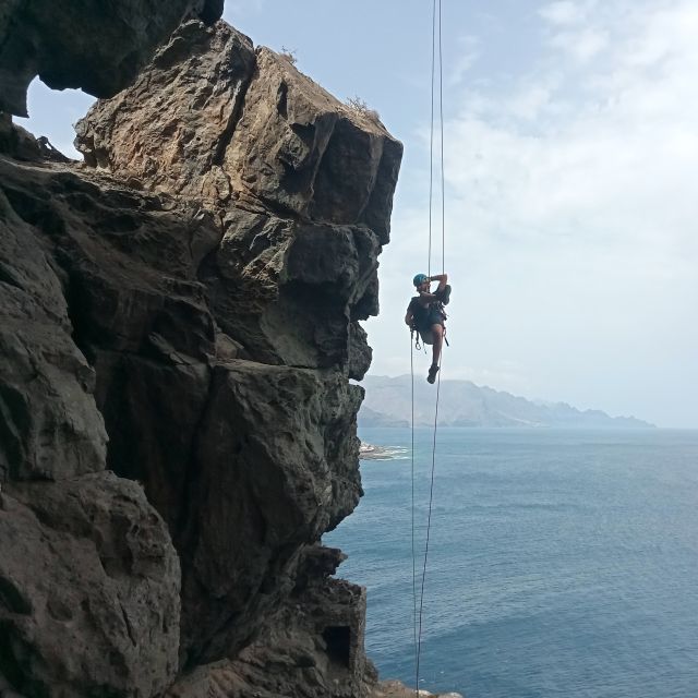 Agaete: Gran Canaria Coasteering Tour With Snorkeling - Frequently Asked Questions