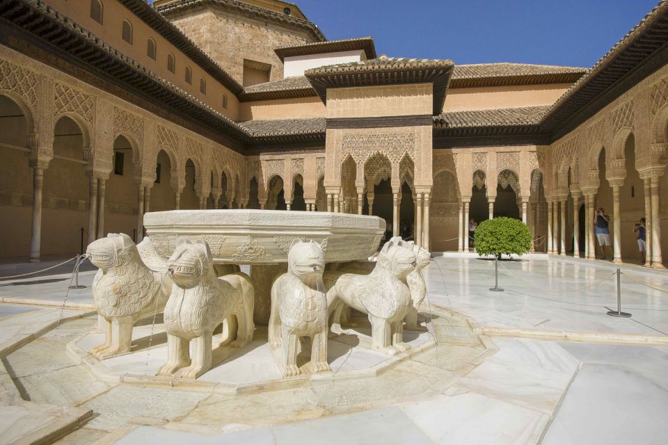 Alhambra & Generalife Tour Including Transport & Admission - Frequently Asked Questions