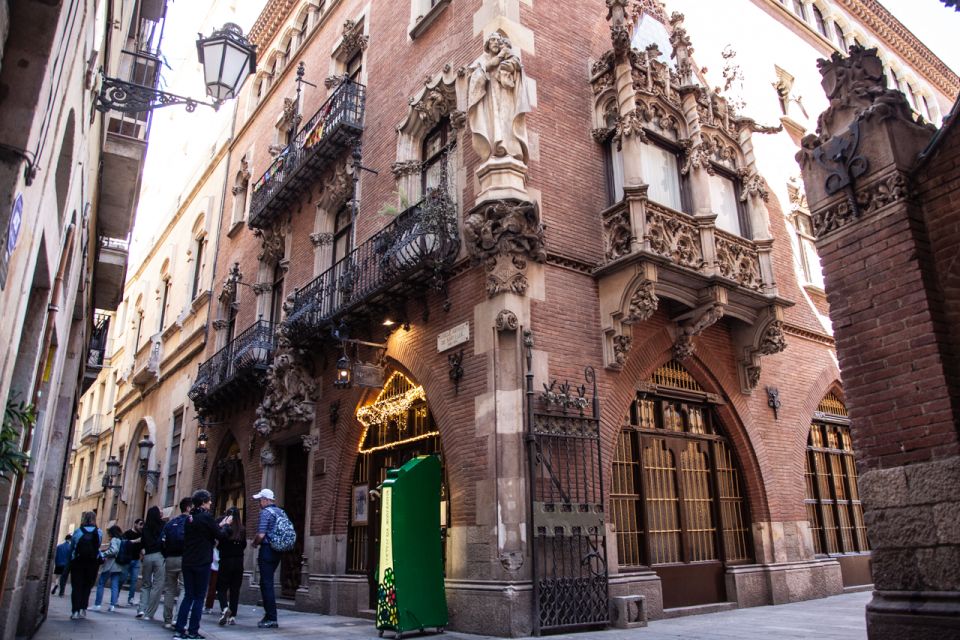 Barcelona: Picasso Walking Tour With Museum Entry Ticket - Frequently Asked Questions