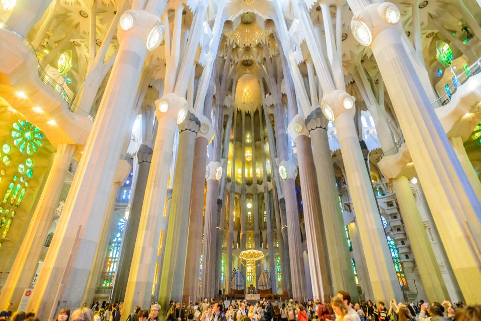 Barcelona: Sagrada Familia Tour & Optional Tower Visit - Frequently Asked Questions