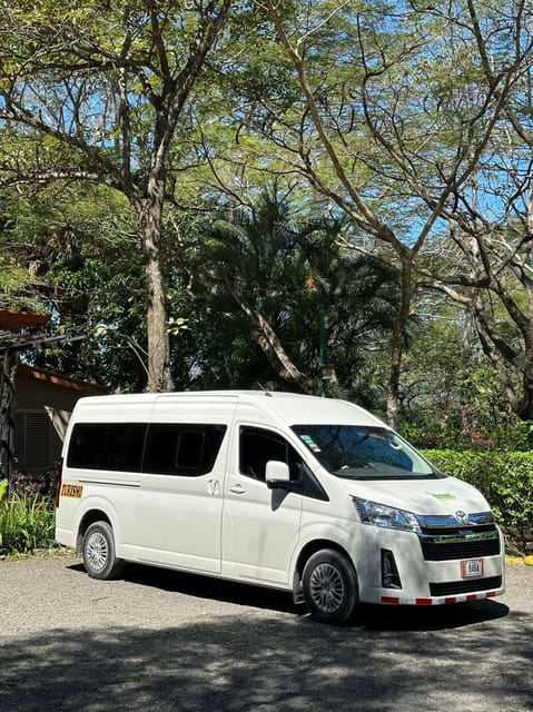 Best Value Deluxe Transportation La Fortuna - Manuel Antonio - Frequently Asked Questions