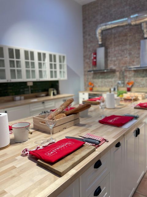 Bilbao: Traditional Basque Cooking Class With Wine Tasting - Frequently Asked Questions